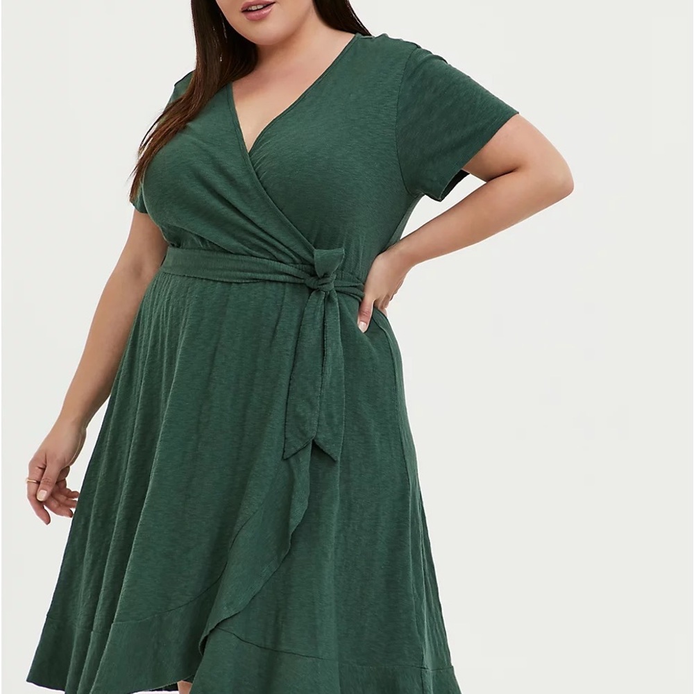 Torrid forest green wrap dress!